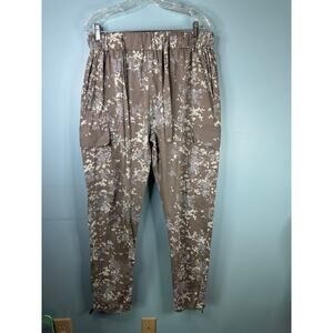 mnml Men's camouflage cargo joggers cool green, cream, olive pixel print XL